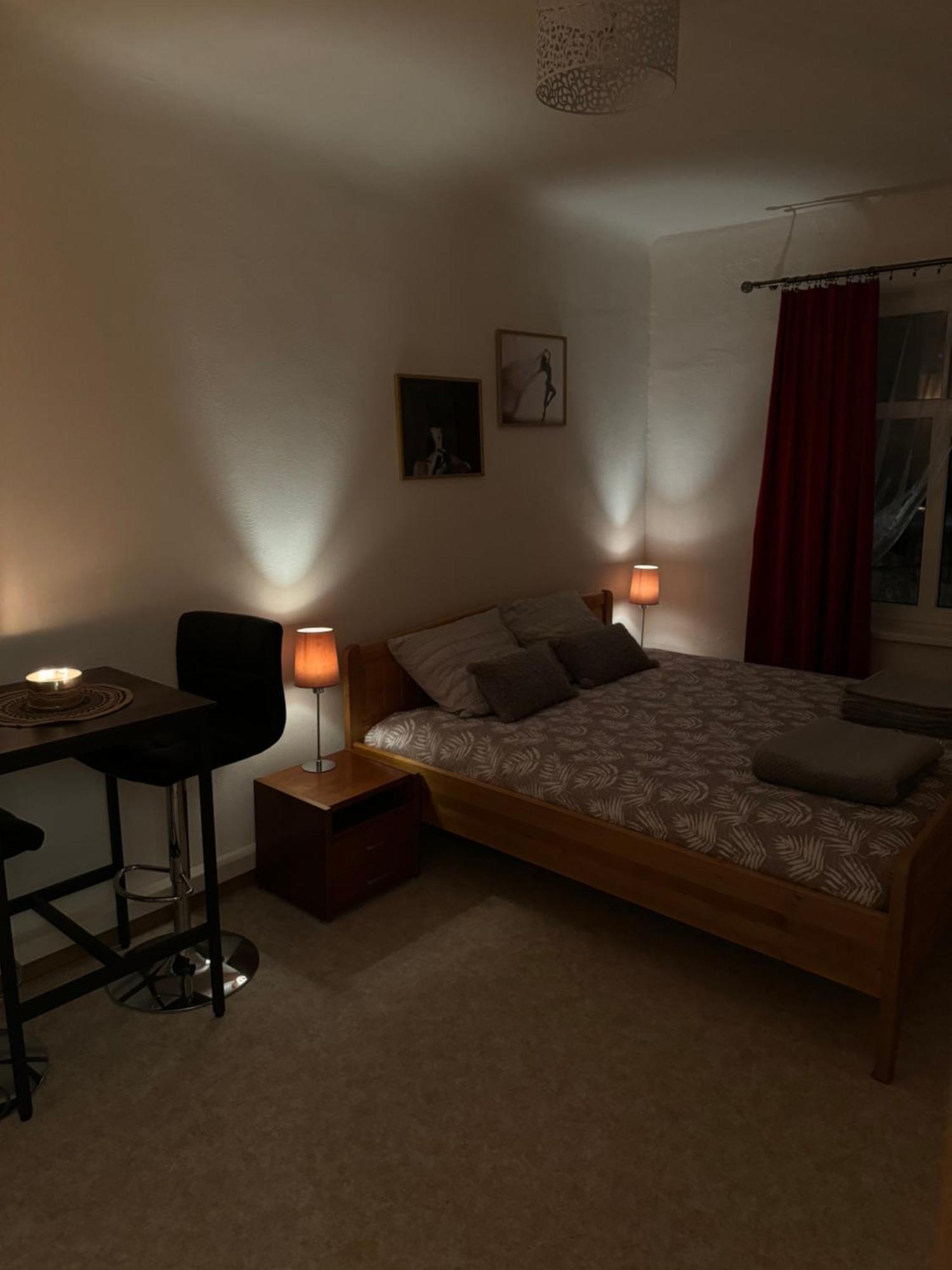 Peaceful 2 Room 50M2 Centric 10 Min To Old Town Ac Riga Luaran gambar