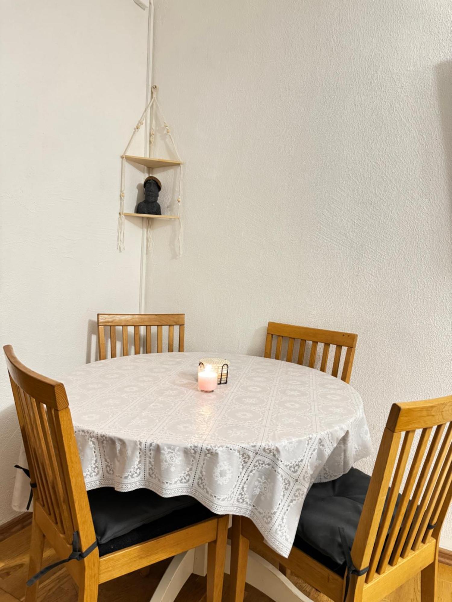 Peaceful 2 Room 50M2 Centric 10 Min To Old Town Ac Riga Luaran gambar