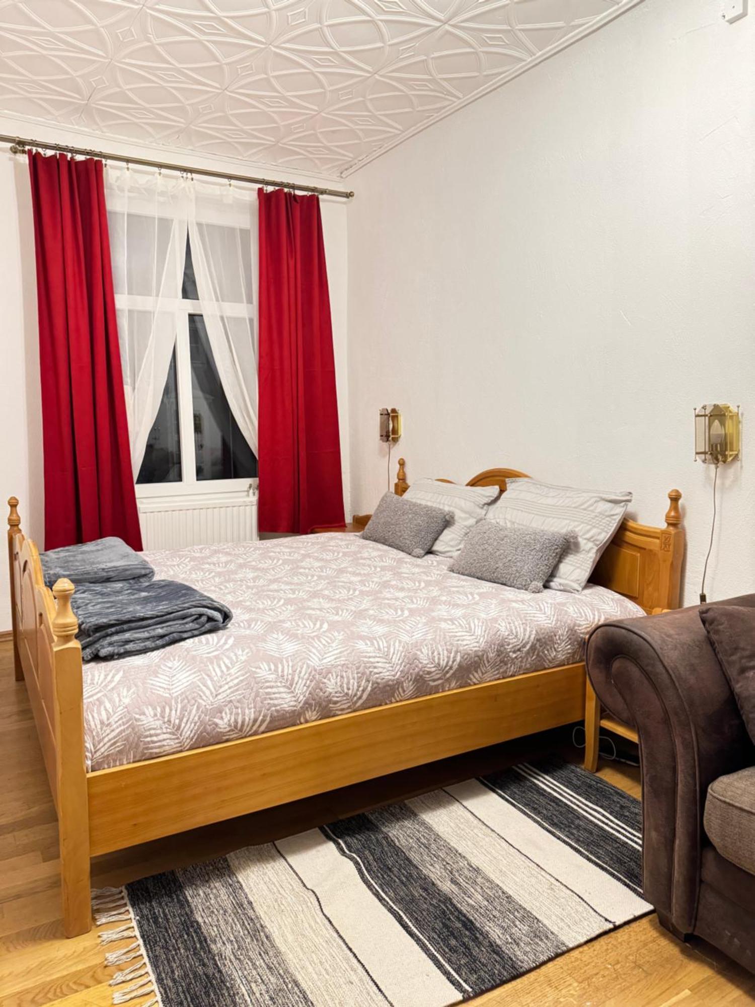 Peaceful 2 Room 50M2 Centric 10 Min To Old Town Ac Riga Luaran gambar
